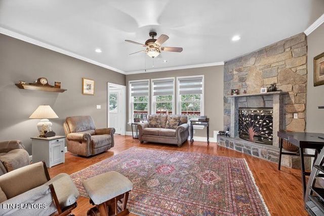 1086 St Ives Court, Morristown, TN 37814