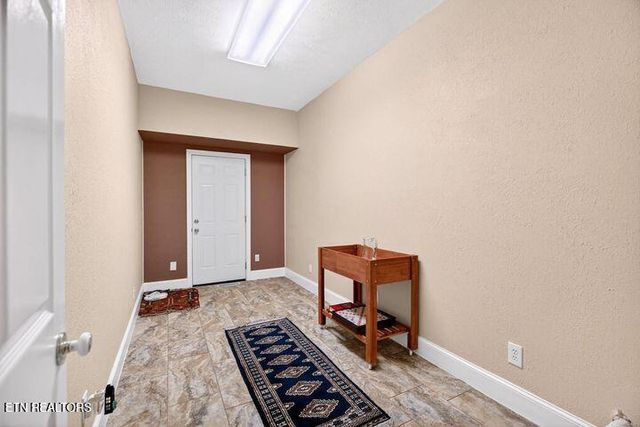 1086 St Ives Court, Morristown, TN 37814