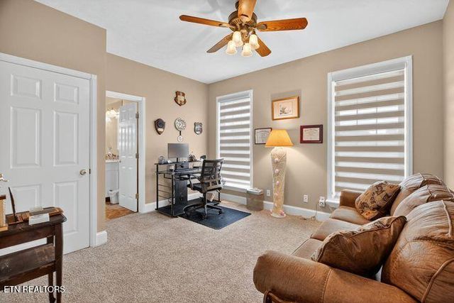 1086 St Ives Court, Morristown, TN 37814