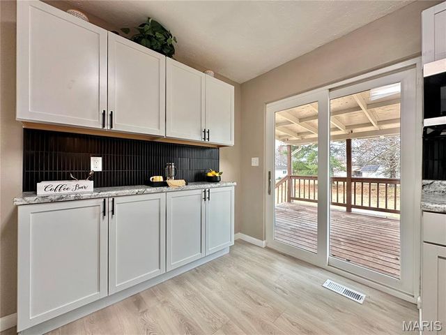 208 Yorktown Drive, Collinsville, IL 62234