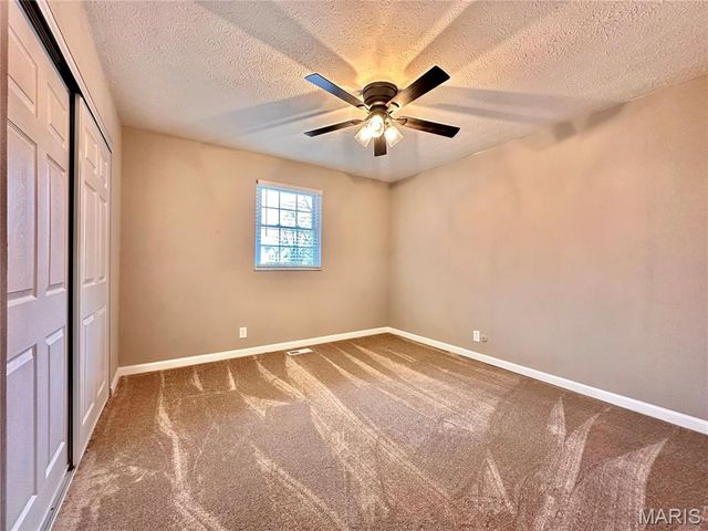 208 Yorktown Drive, Collinsville, IL 62234