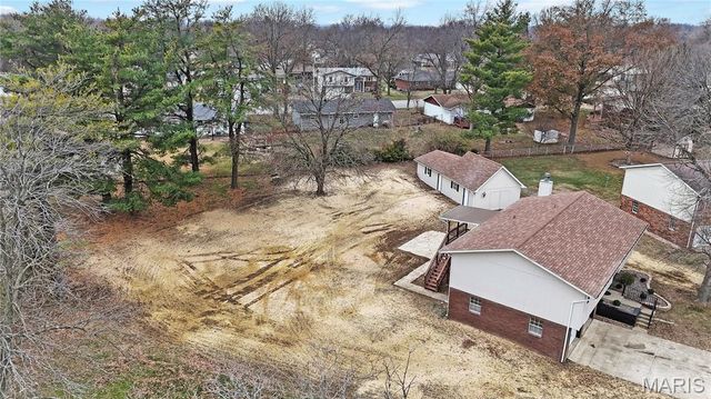 208 Yorktown Drive, Collinsville, IL 62234