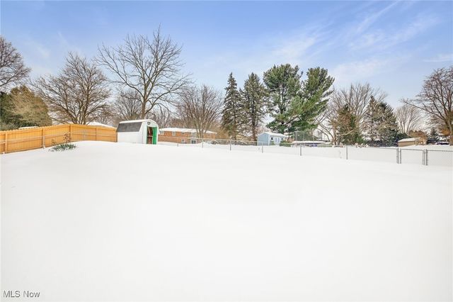 8736 Easy Street NW, Massillon, OH 44646