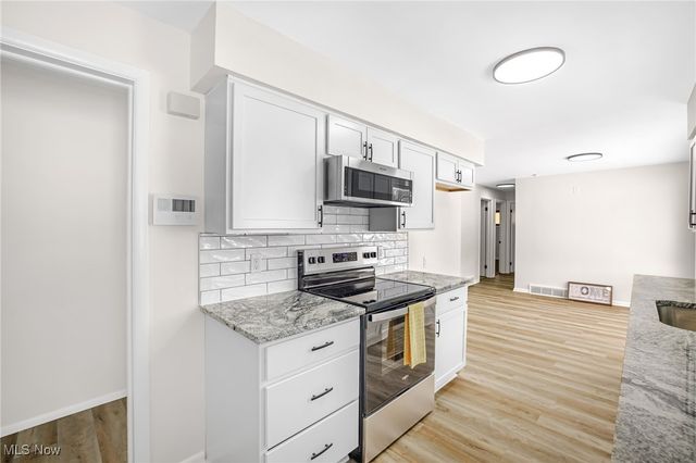 8736 Easy Street NW, Massillon, OH 44646