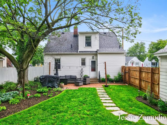 860 40th Street, Wyoming, MI 49509