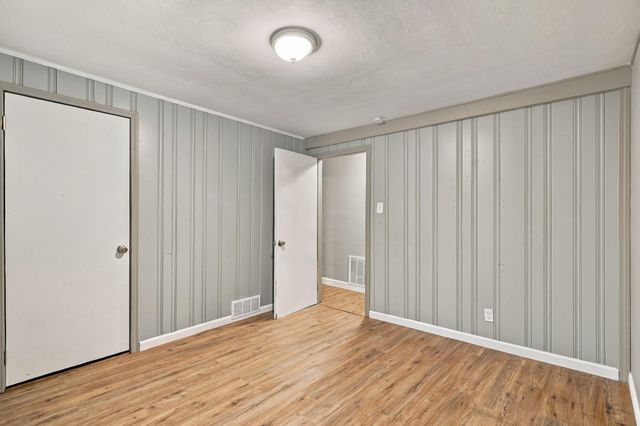 710 COOK AVE, Columbia, MO 65203