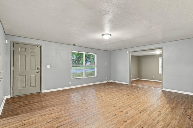 710 COOK AVE, Columbia, MO 65203