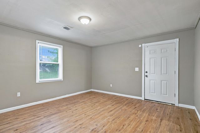 710 COOK AVE, Columbia, MO 65203