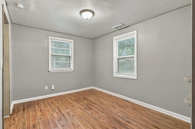 710 COOK AVE, Columbia, MO 65203