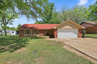 5530 Spencer Drive, Jackson, MS 39212