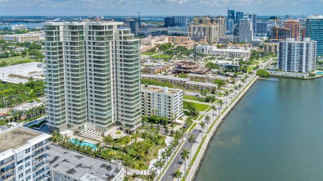 200 Arkona Court 2101, West Palm Beach, FL 33401