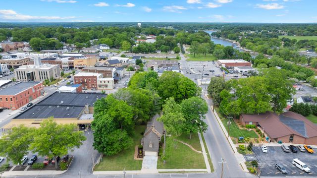 110 S Porter St, Winchester, TN 37398