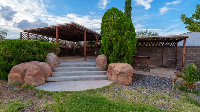 2309 Agua Fria Drive NE, Rio Rancho, NM 87144