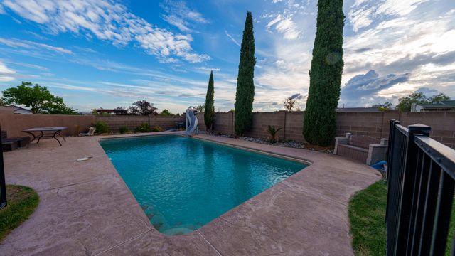 2309 Agua Fria Drive NE, Rio Rancho, NM 87144