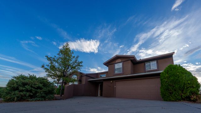 2309 Agua Fria Drive NE, Rio Rancho, NM 87144