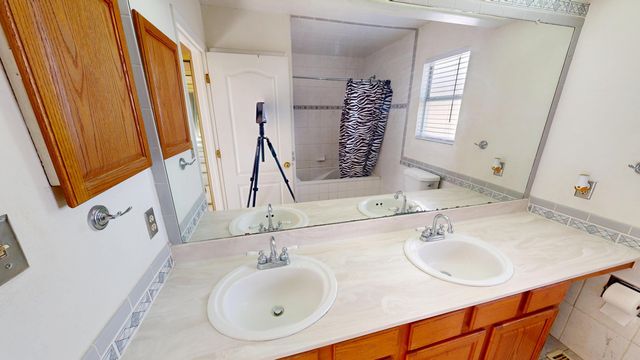 2309 Agua Fria Drive NE, Rio Rancho, NM 87144