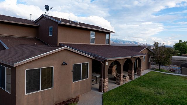 2309 Agua Fria Drive NE, Rio Rancho, NM 87144