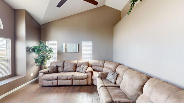 2309 Agua Fria Drive NE, Rio Rancho, NM 87144