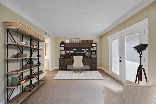 115 World Of Tennis SQ, Lakeway, TX 78738