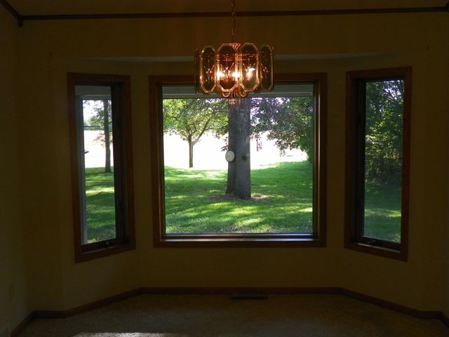 21553 County Road 34, Eden Valley, MN 55329