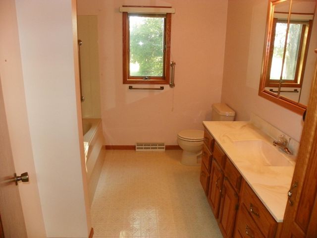 21553 County Road 34, Eden Valley, MN 55329