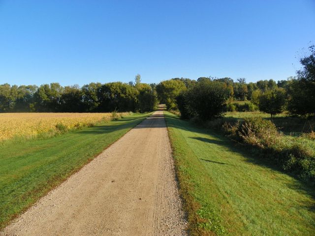 21553 County Road 34, Eden Valley, MN 55329
