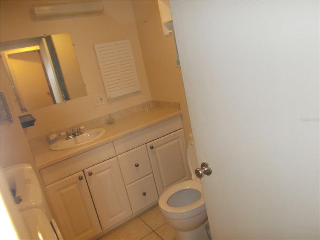 6872 HAAWI COURT, North Port, FL 34287