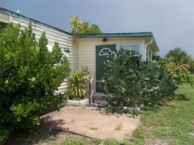 6872 HAAWI COURT, North Port, FL 34287