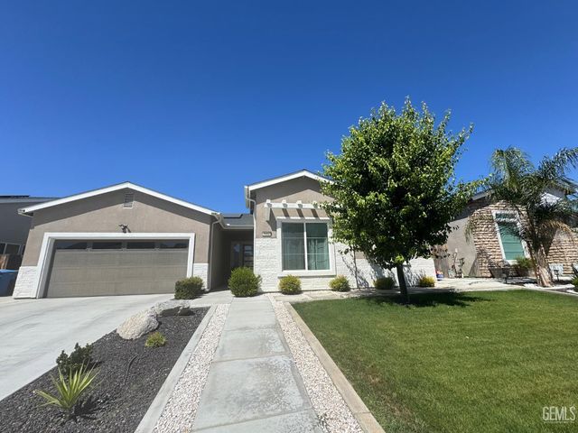 5902 Ocean Jasper Drive, Bakersfield, CA 93313