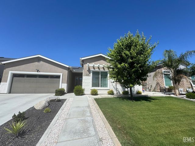 5902 Ocean Jasper Drive, Bakersfield, CA 93313