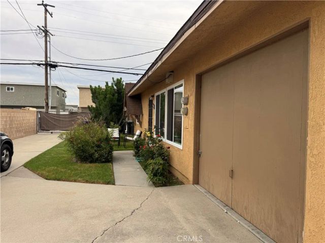 4296 Howard Ave, Los Alamitos, CA 90720