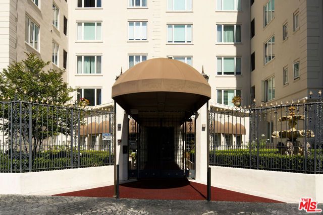 1424 N Crescent Heights Boulevard 60, West Hollywood, CA 90046