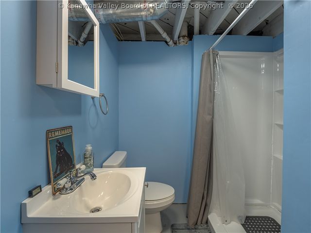 1233 Woodland Drive, Charleston, WV 25302