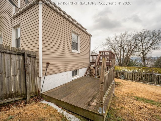 1233 Woodland Drive, Charleston, WV 25302