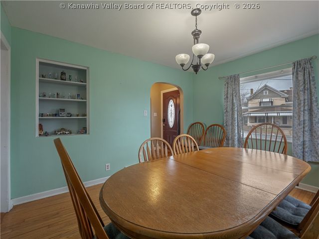 1233 Woodland Drive, Charleston, WV 25302