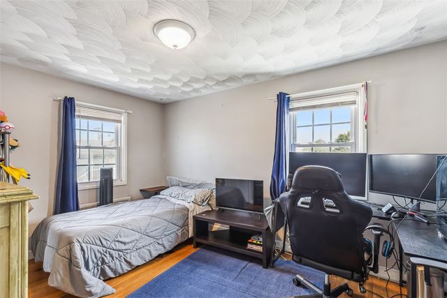 123 Scarborough Road, Pawtucket, RI 02861
