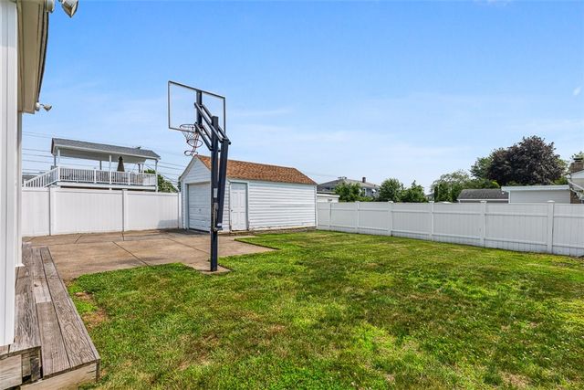 123 Scarborough Road, Pawtucket, RI 02861