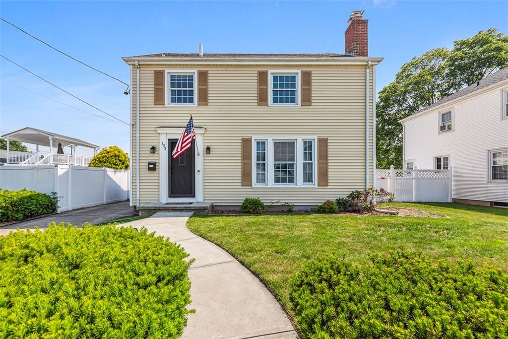 123 Scarborough Road, Pawtucket, RI 02861