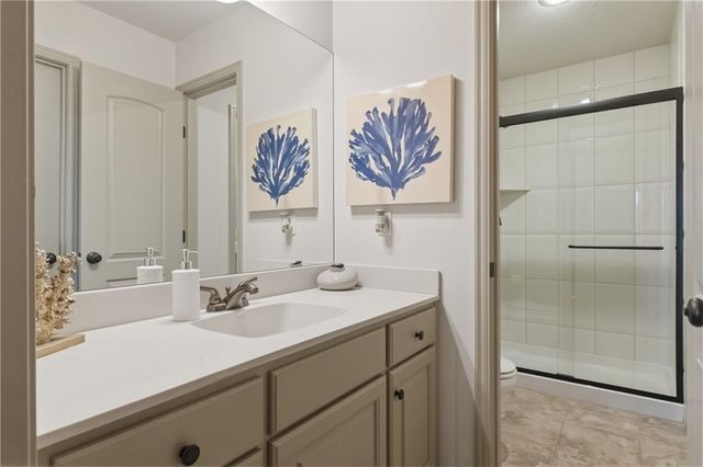 9014 Chestnut Street, Lenexa, KS 66220