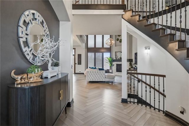 9014 Chestnut Street, Lenexa, KS 66220