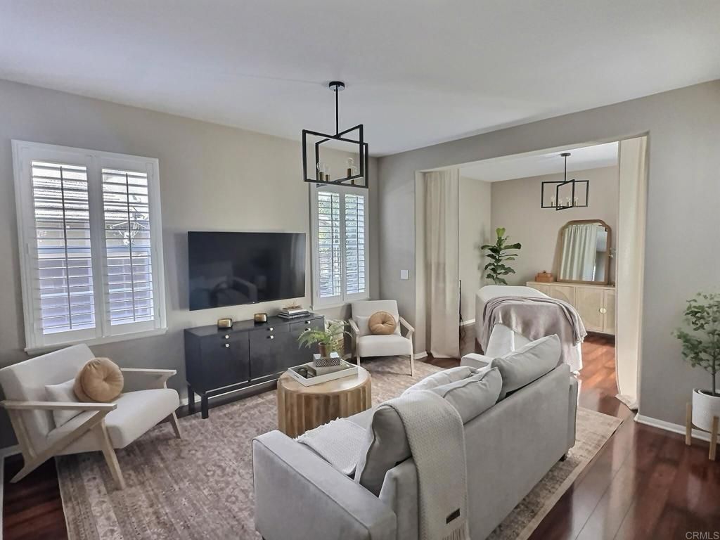 Image 4 of property listing at 1694 Quiet Trail Drive, Chula Vista, CA 91915