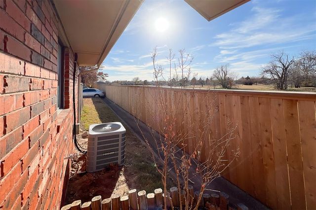 1225 Sequoyah Place, Edmond, OK 73003
