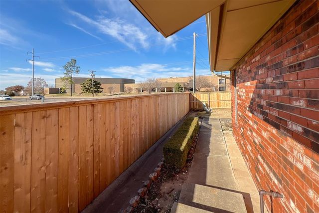 1225 Sequoyah Place, Edmond, OK 73003