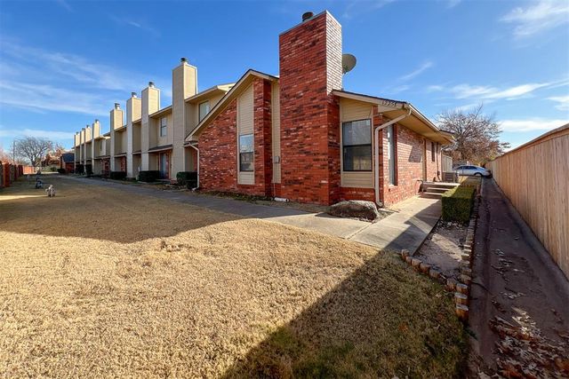 1225 Sequoyah Place, Edmond, OK 73003