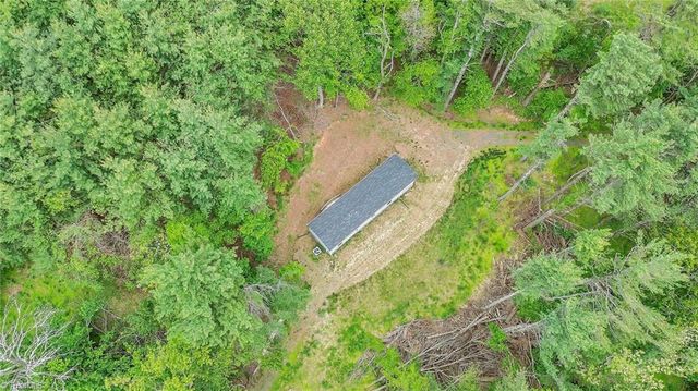 939 Don Bare Road, Jefferson, NC 28640