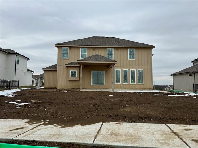 3207 SW Enoch Street, Lee's Summit, MO 64082