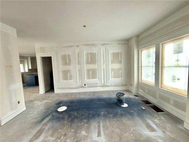 3207 SW Enoch Street, Lee's Summit, MO 64082