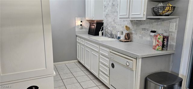 7350 Myrtle RD, Fort Myers, FL 33967