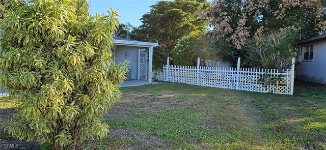 7350 Myrtle RD, Fort Myers, FL 33967