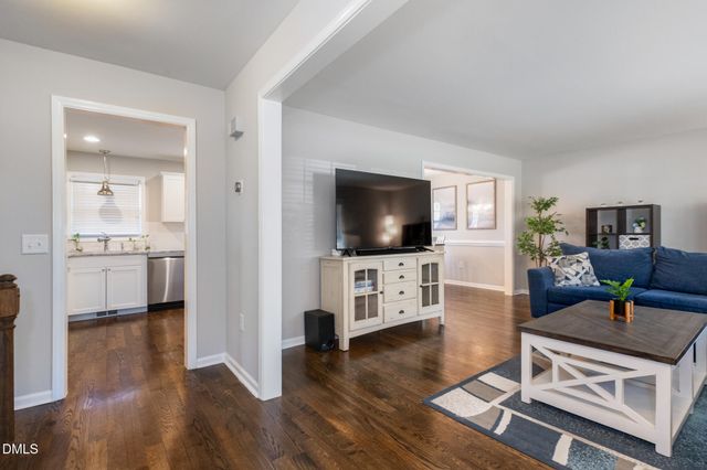 516 Northclift Drive, Raleigh, NC 27609